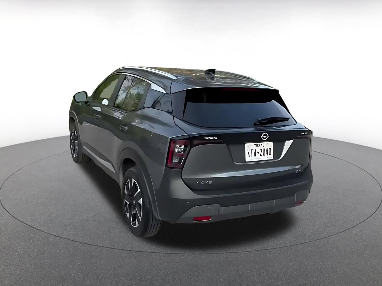 Thumbnail: 2026 Nissan Kicks - 10