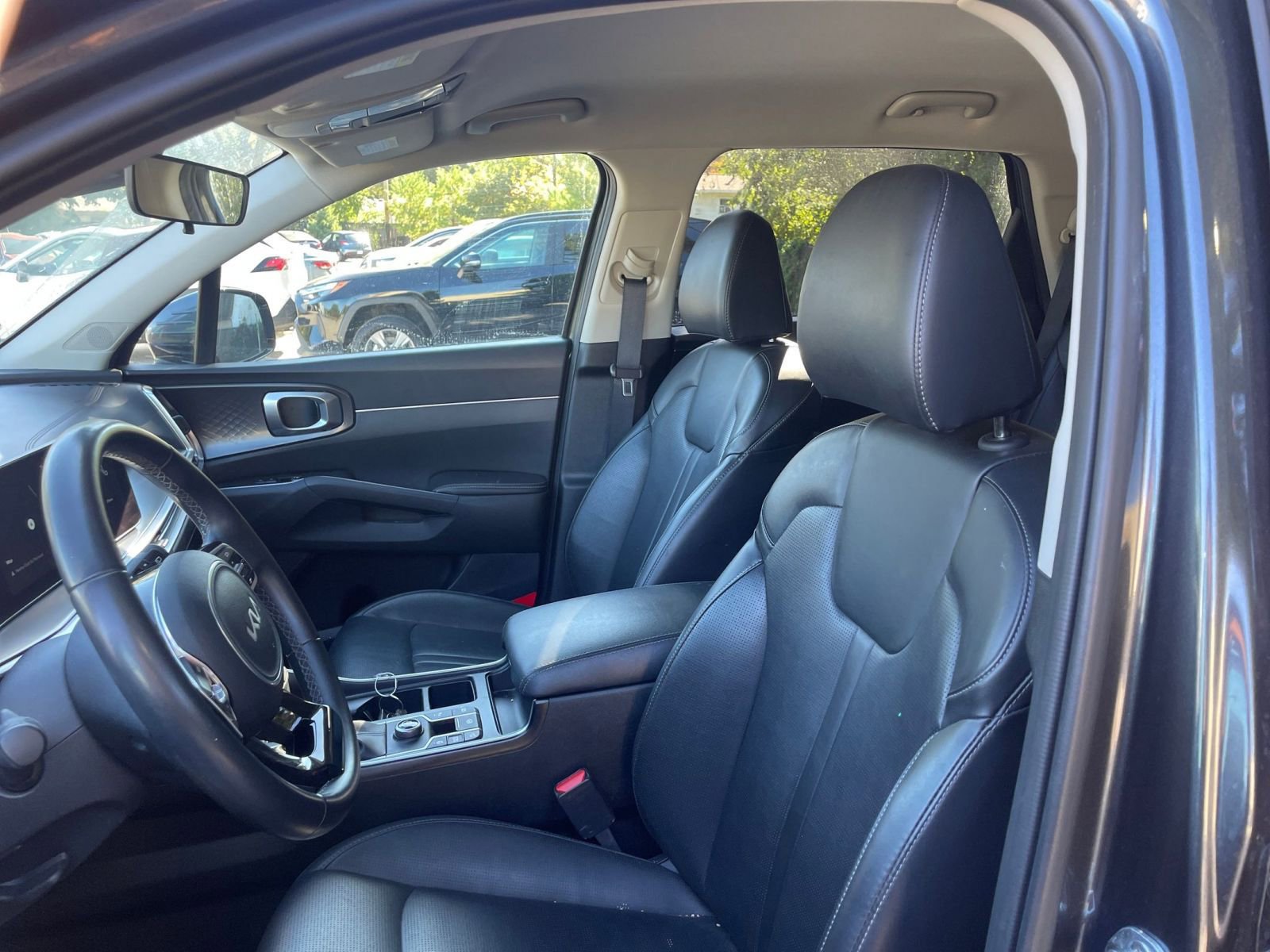 Thumbnail: 2024 Kia Sorento - 25