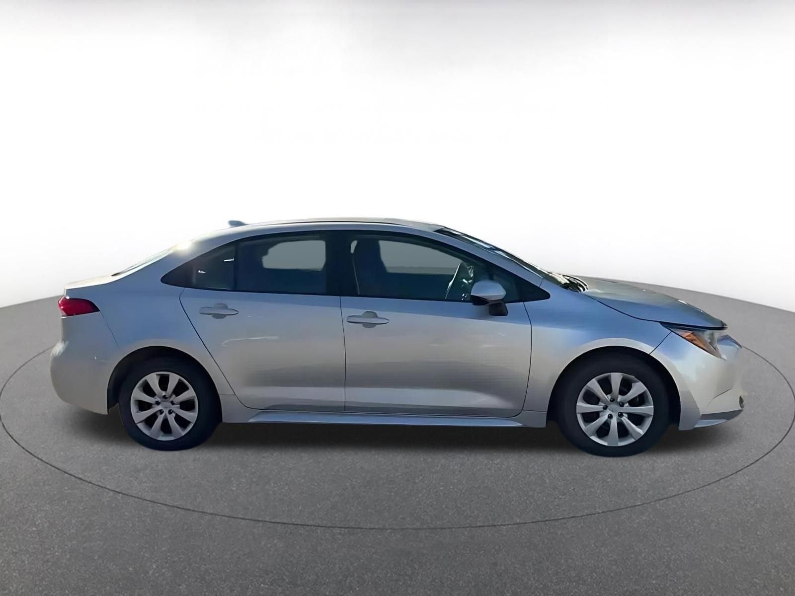 Thumbnail: 2025 Toyota Corolla - 16