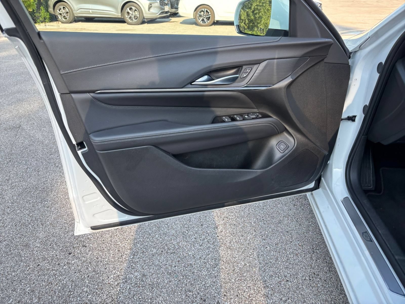 Thumbnail: 2026 Cadillac CT4 - 18