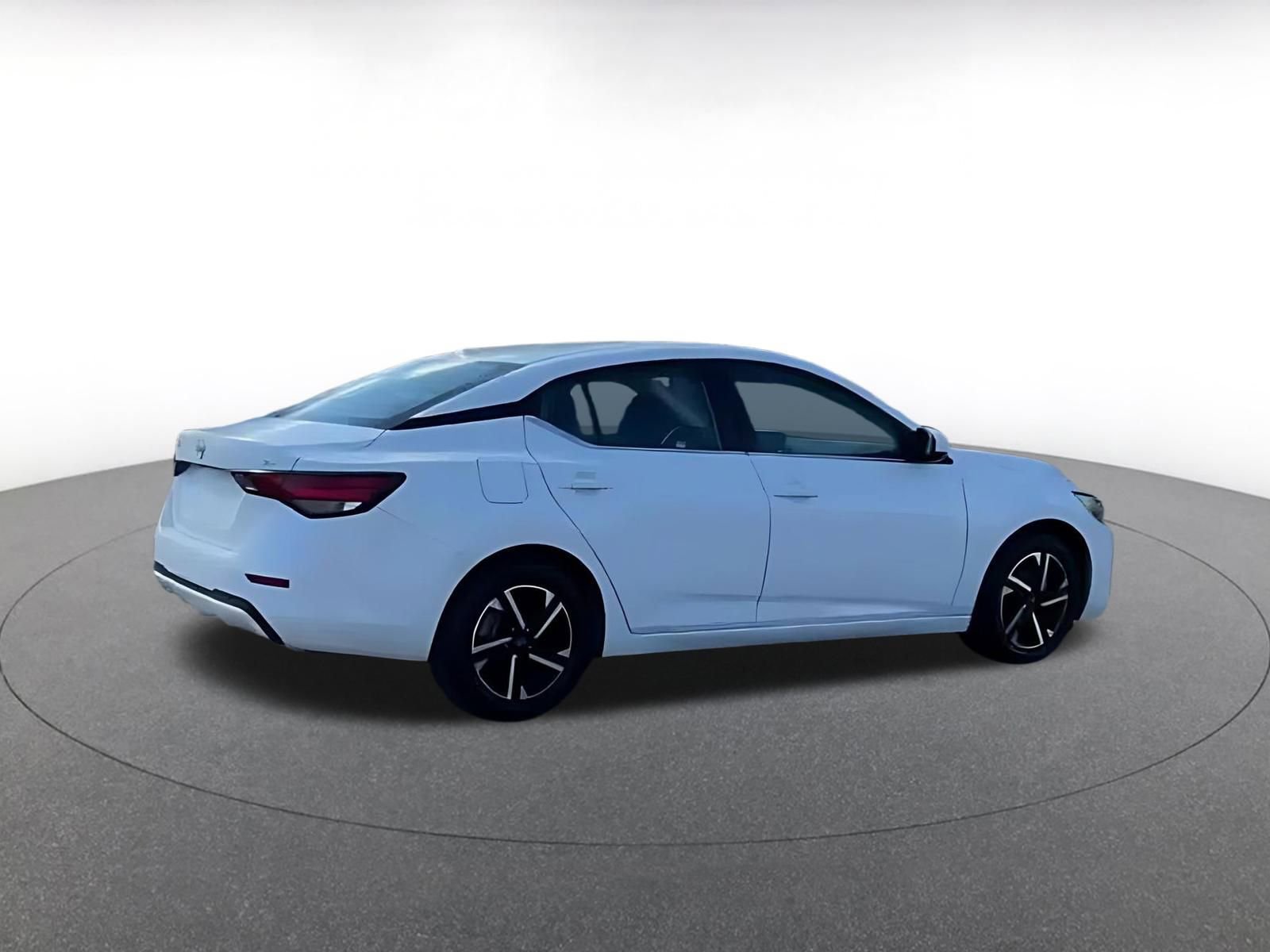 Thumbnail: 2024 Nissan Sentra - 8