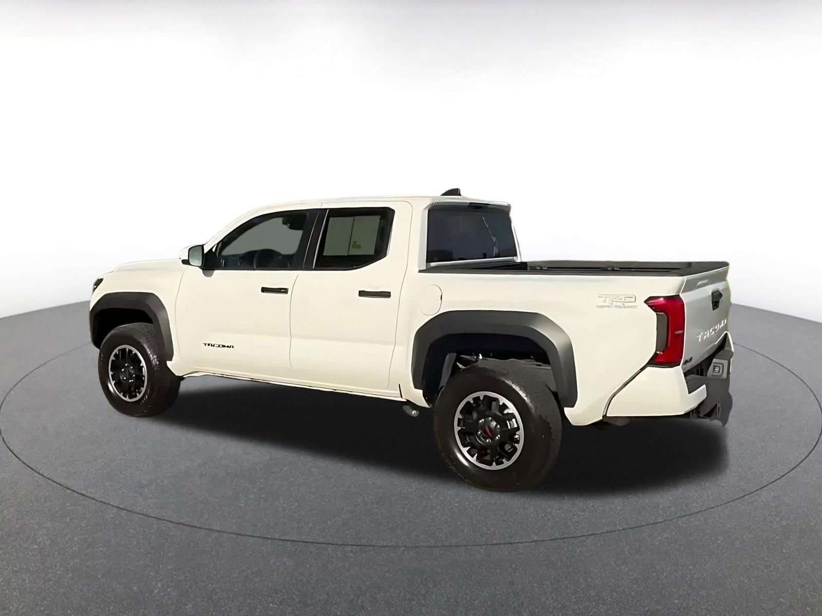 Thumbnail: 2025 Toyota Tacoma - 9