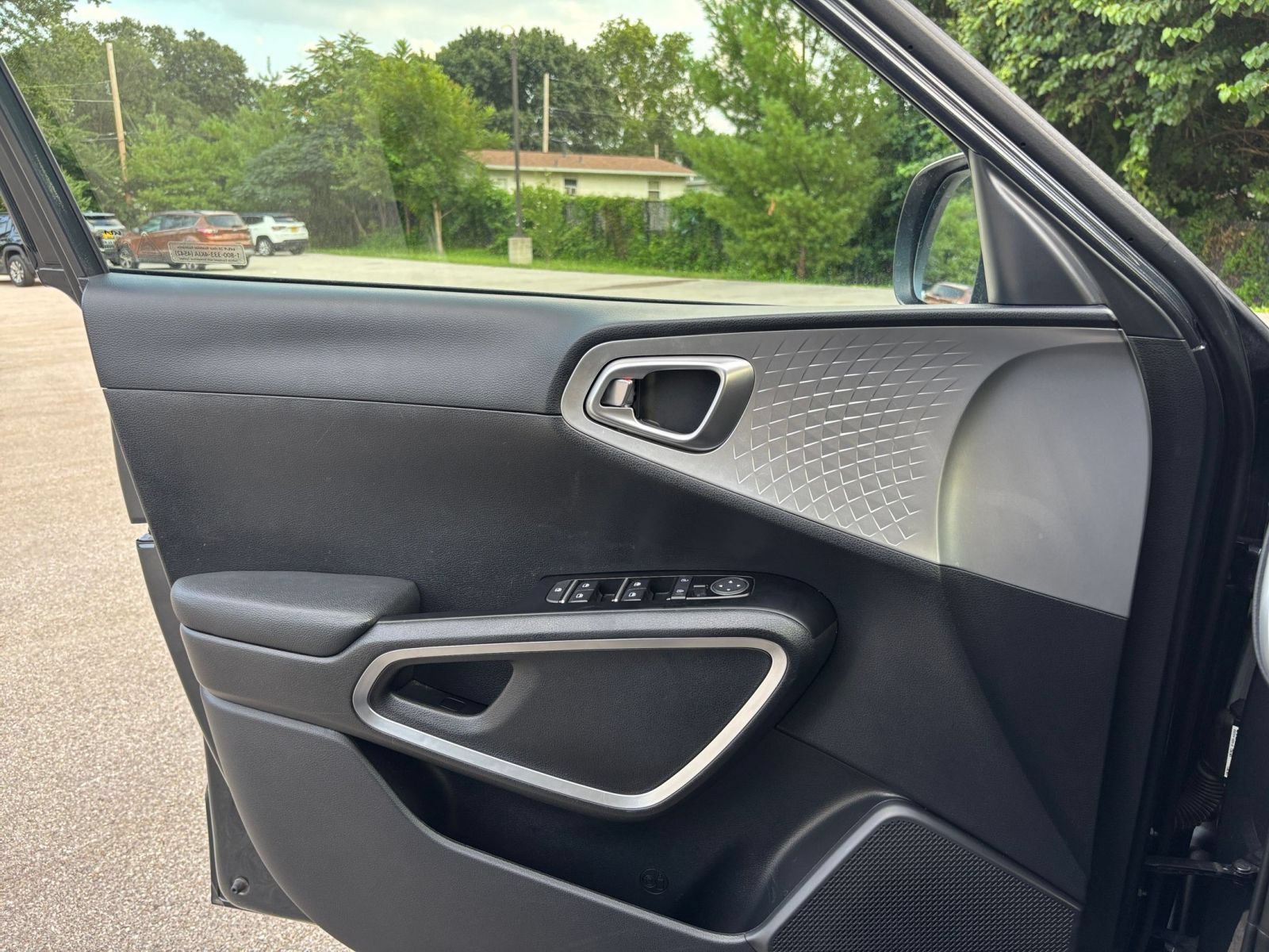 Thumbnail: 2025 Kia Soul - 18