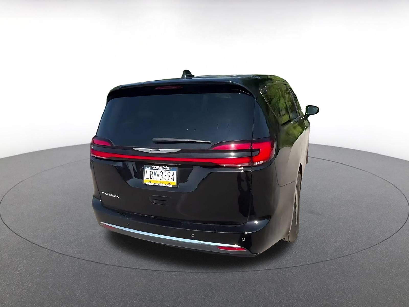 Thumbnail: 2024 Chrysler Pacifica - 15