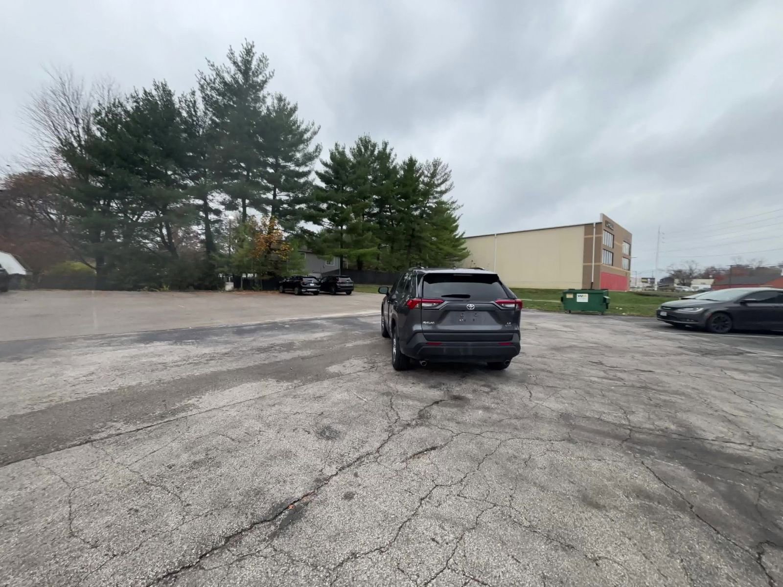 Thumbnail: 2025 Toyota RAV4 - 16