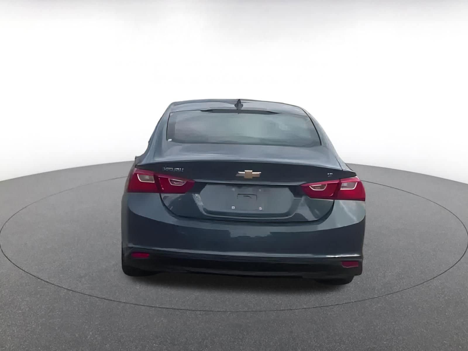 Thumbnail: 2024 Chevrolet Malibu - 12