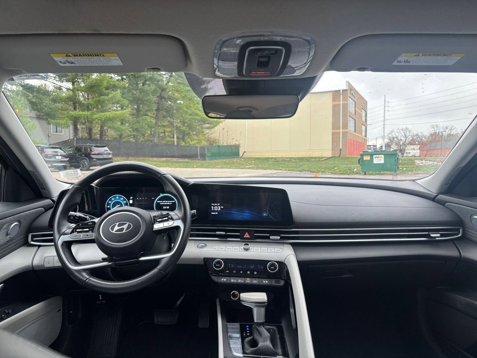 Thumbnail: 2025 Hyundai Elantra - 31