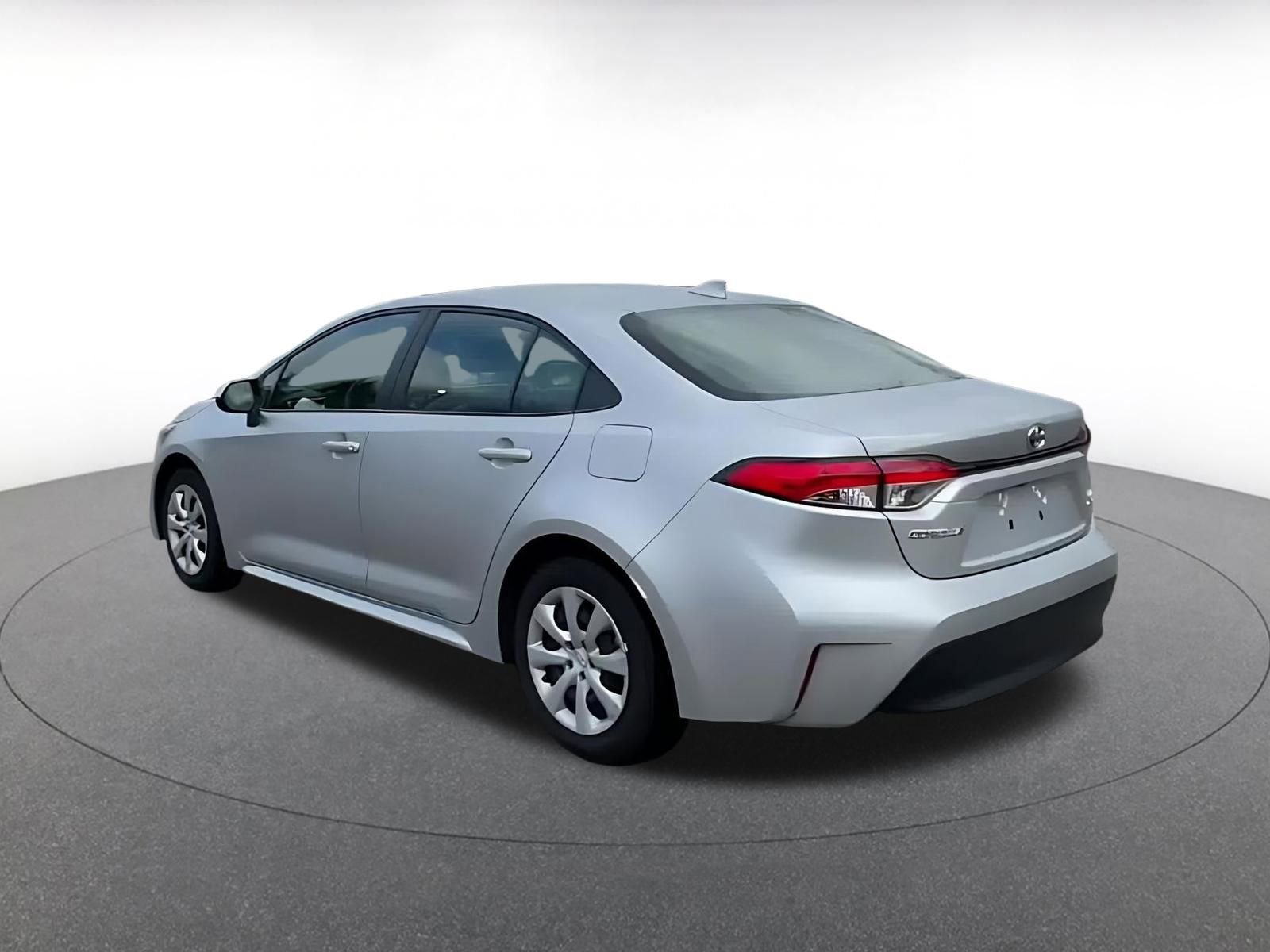 Thumbnail: 2025 Toyota Corolla - 10