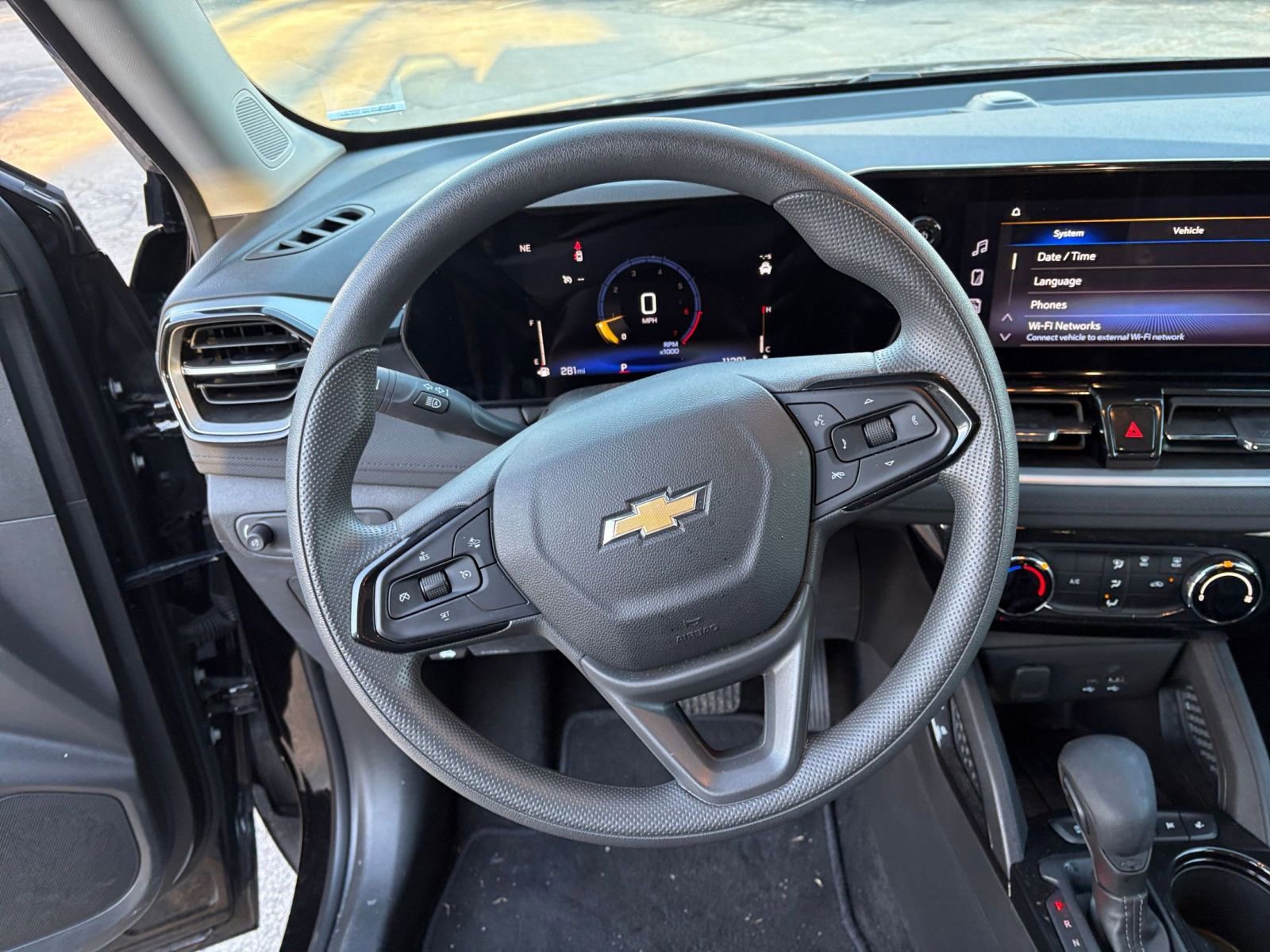 Thumbnail: 2025 Chevrolet TrailBlazer - 25