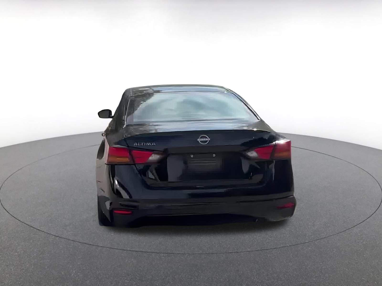 Thumbnail: 2024 Nissan Altima - 11