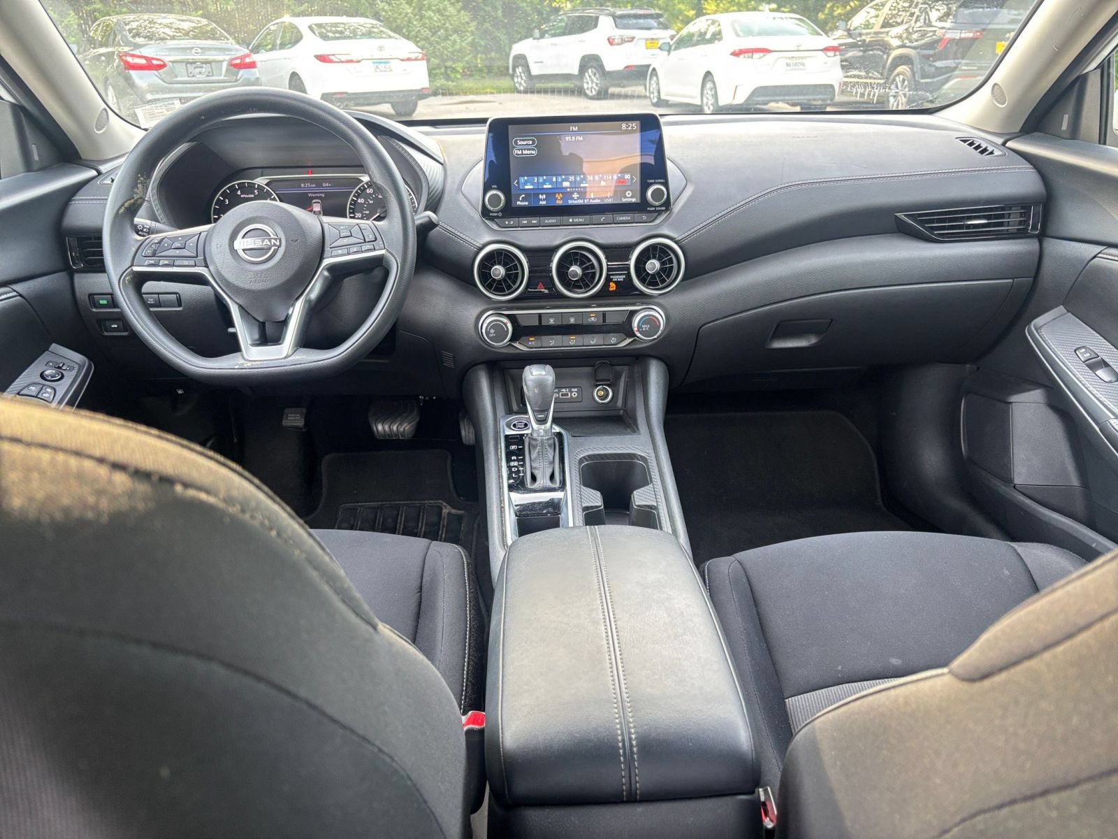 Thumbnail: 2025 Nissan Sentra - 32