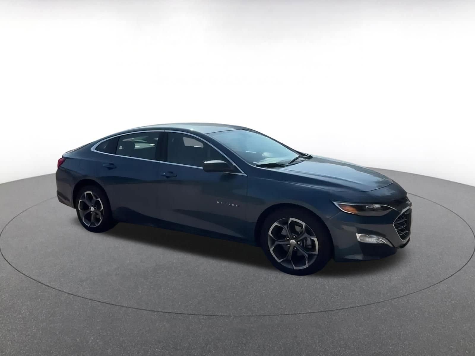 Thumbnail: 2024 Chevrolet Malibu - 2