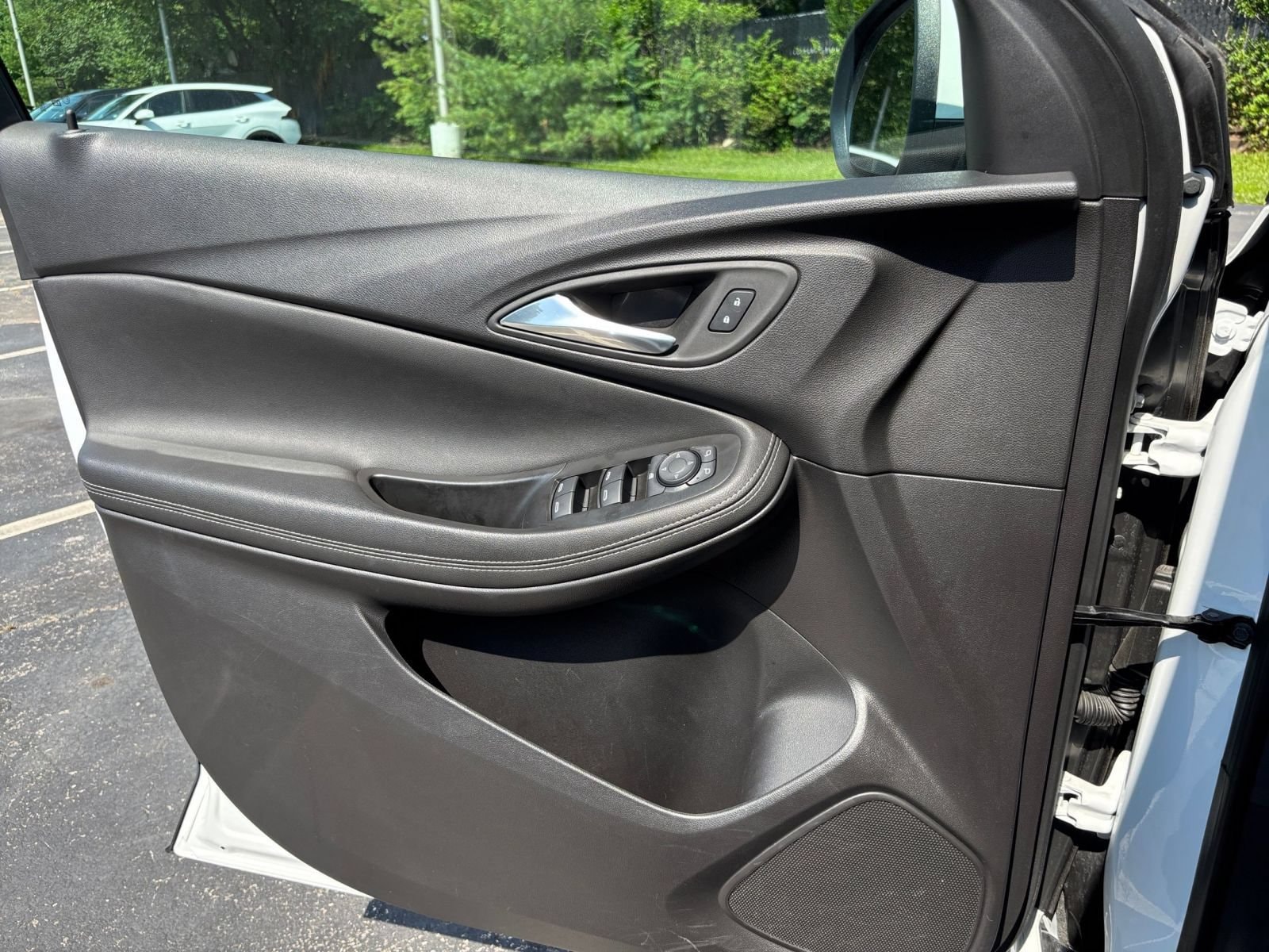 Thumbnail: 2025 Buick Encore GX - 18