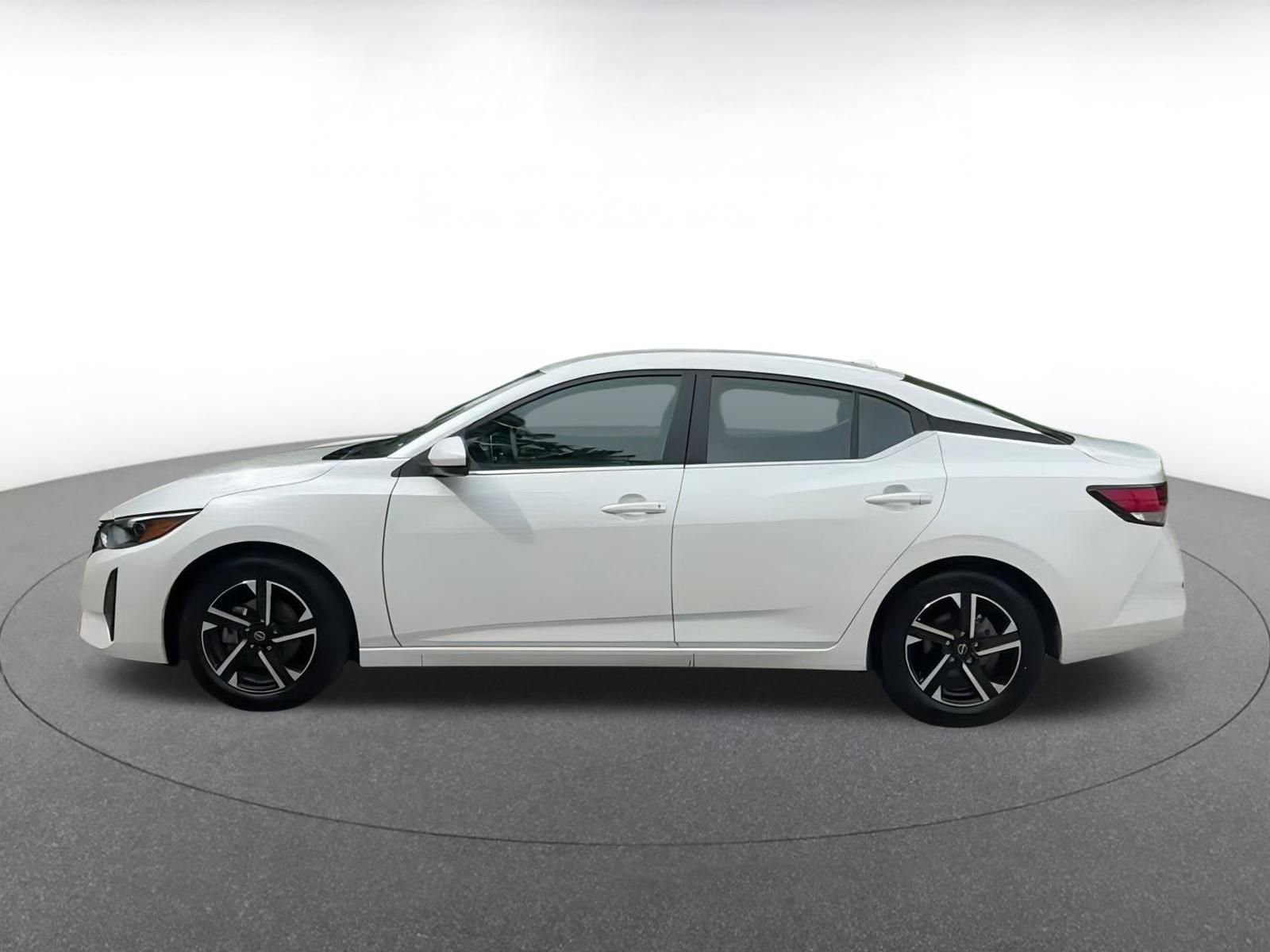 2024 Nissan Sentra SV 8