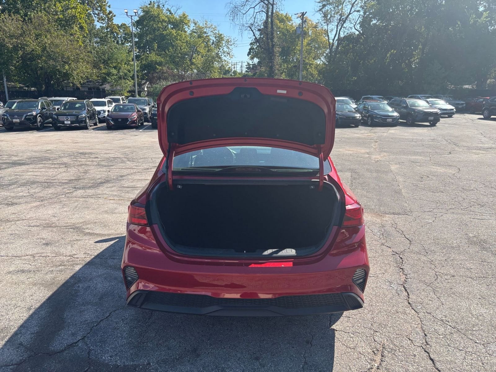 Thumbnail: 2023 Kia Forte - 29