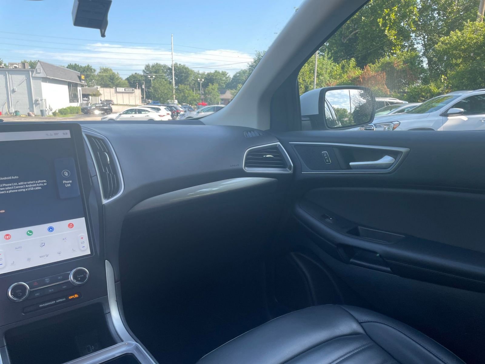 Thumbnail: 2024 Ford Edge - 33
