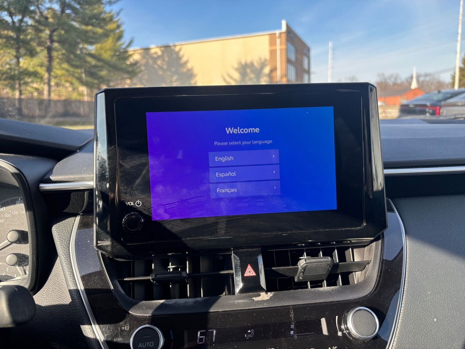 Thumbnail: 2025 Toyota Corolla - 21