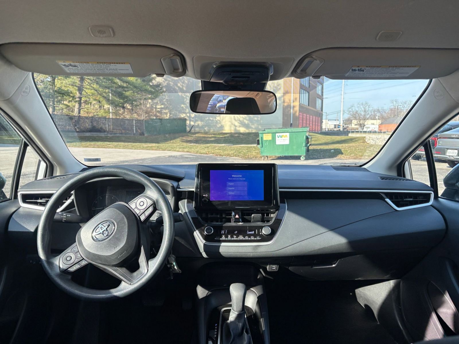 Thumbnail: 2025 Toyota Corolla - 31