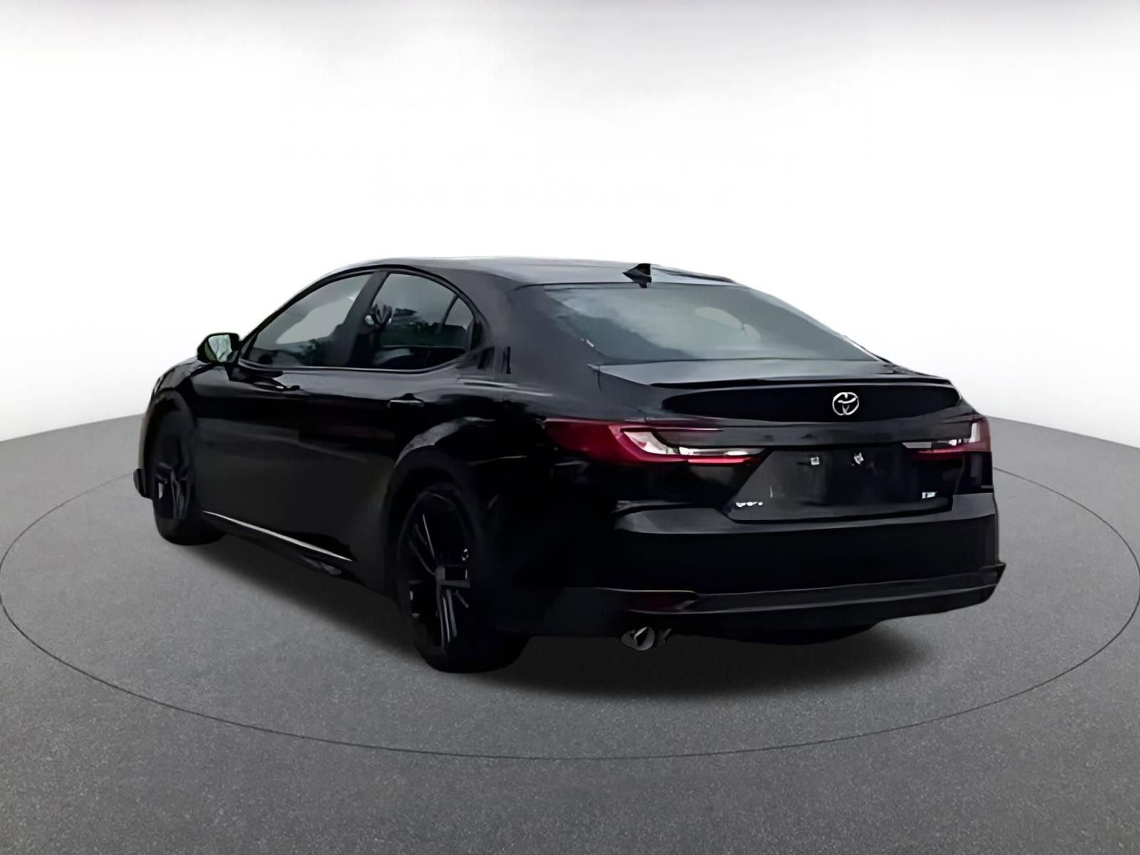 Thumbnail: 2025 Toyota Camry - 3
