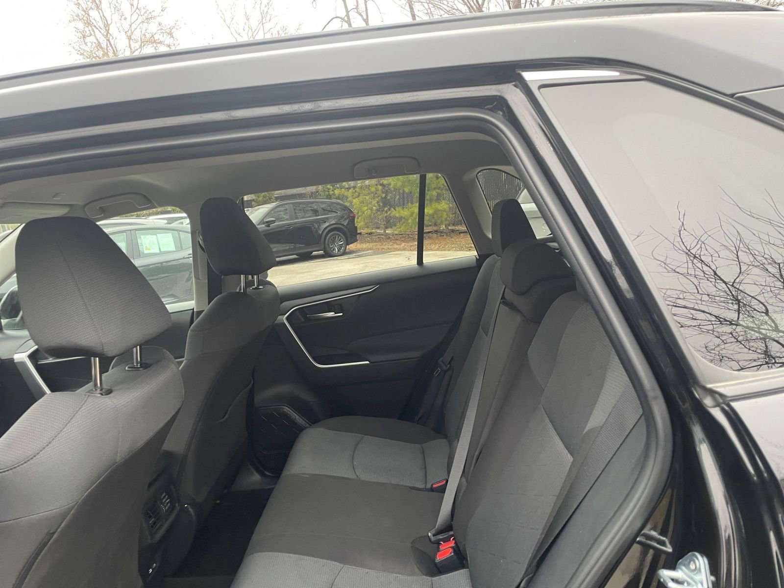 Thumbnail: 2025 Toyota RAV4 - 23