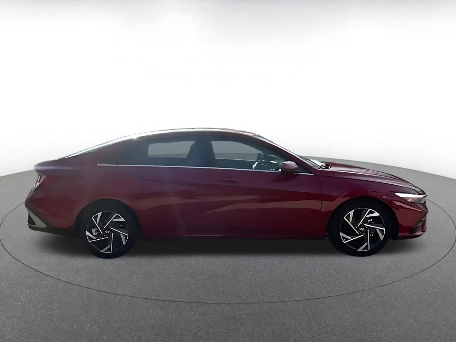 Thumbnail: 2025 Hyundai Elantra - 16