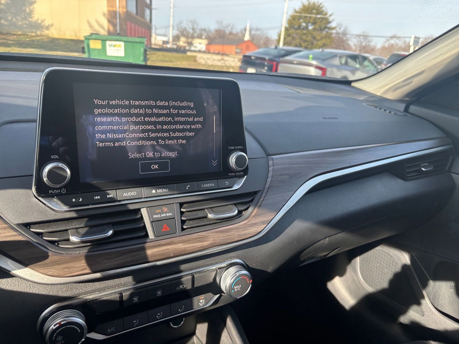 Thumbnail: 2025 Nissan Altima - 33