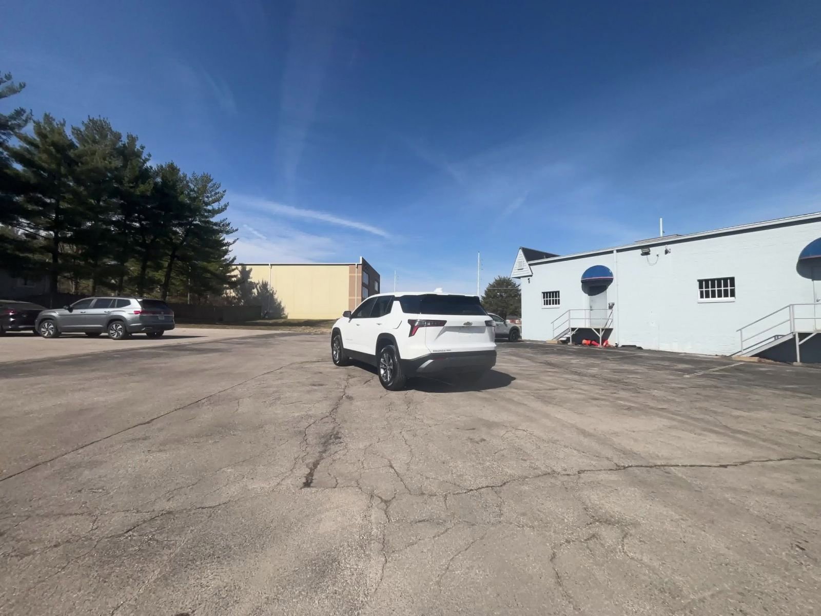 Thumbnail: 2025 Chevrolet Equinox - 16