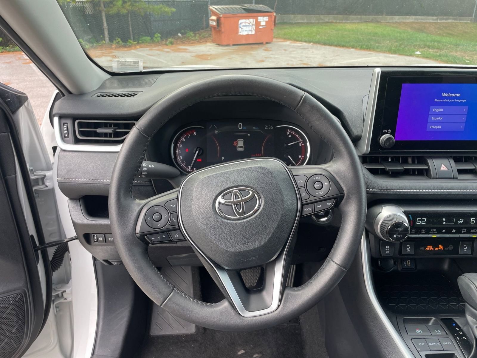 Thumbnail: 2025 Toyota RAV4 - 25