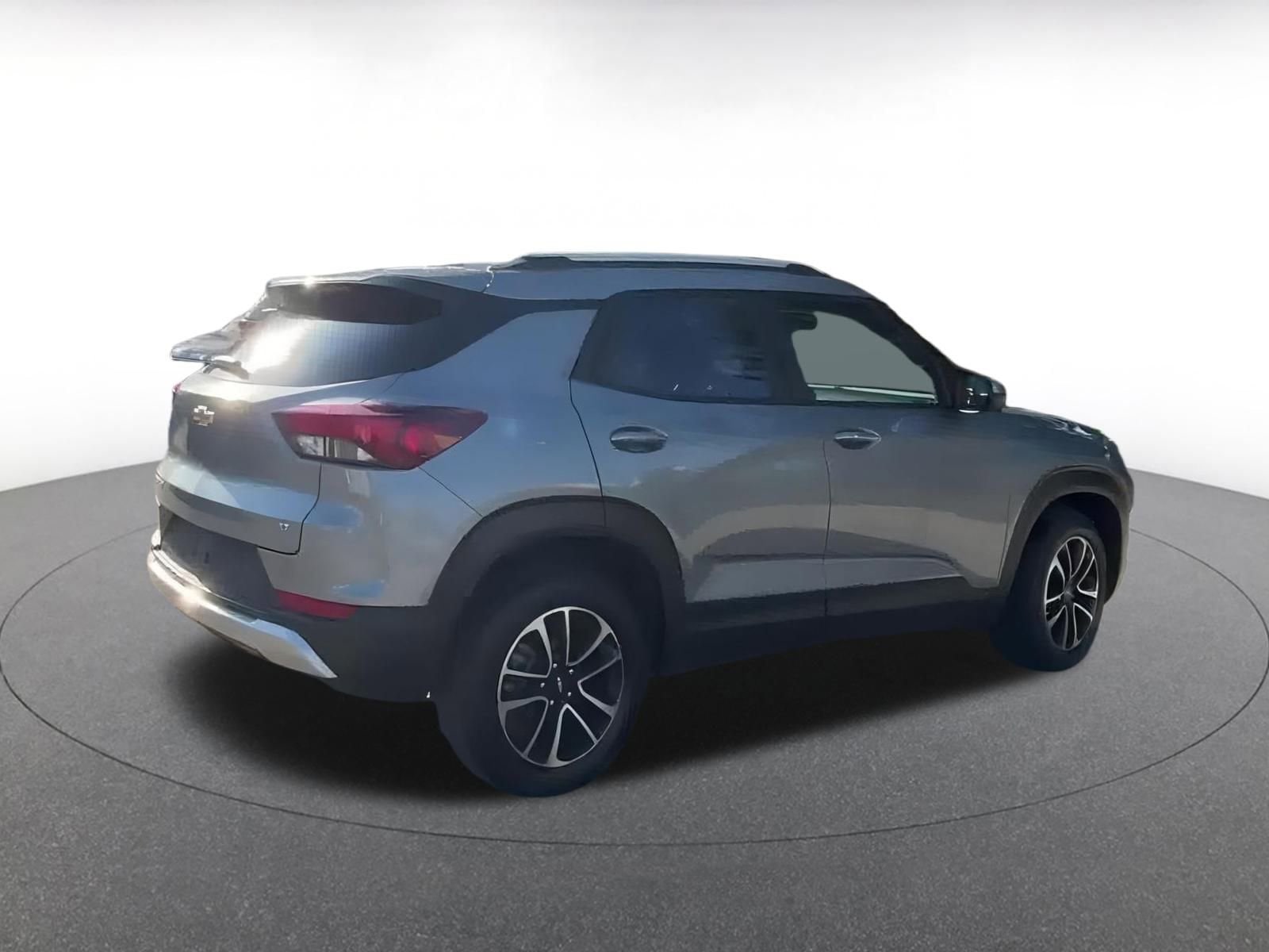 Thumbnail: 2025 Chevrolet TrailBlazer - 14