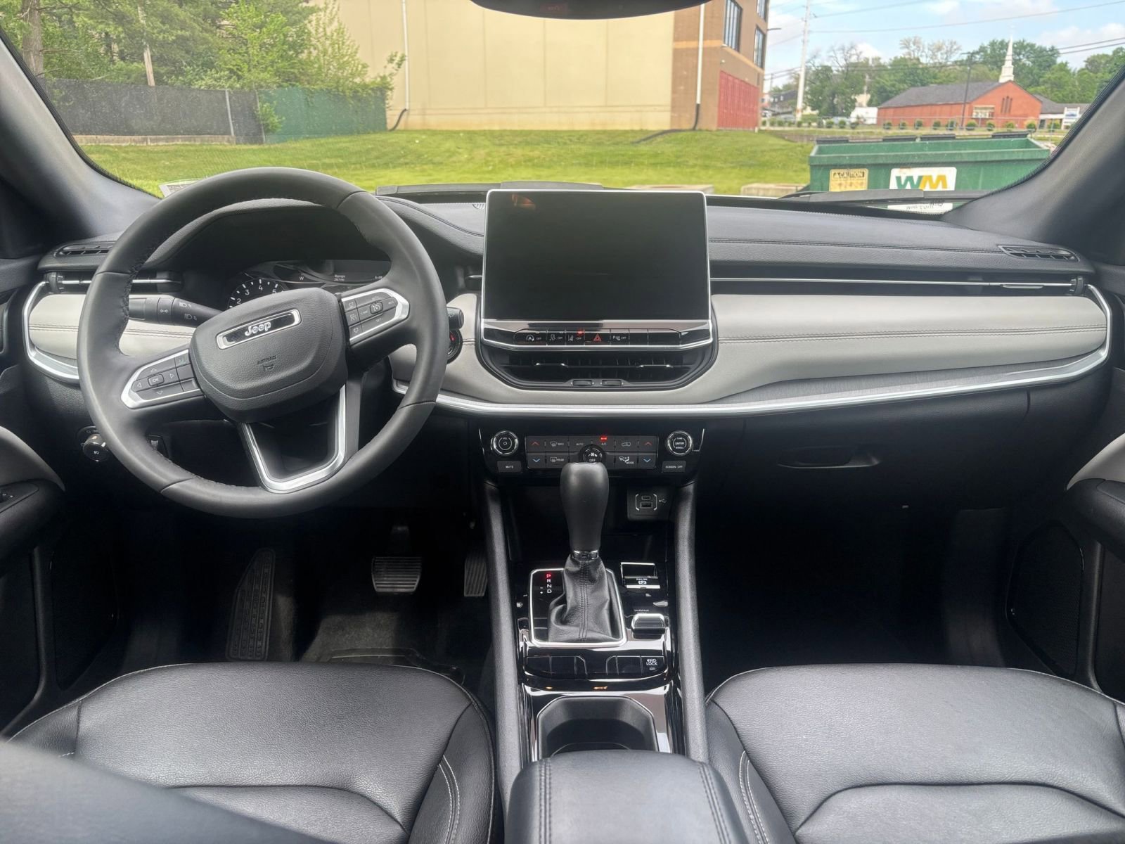 Thumbnail: 2025 Jeep Compass - 32