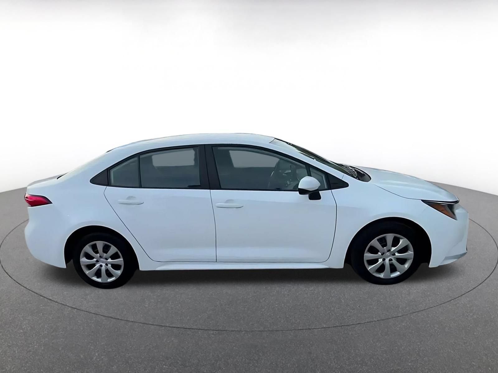 Thumbnail: 2025 Toyota Corolla - 15