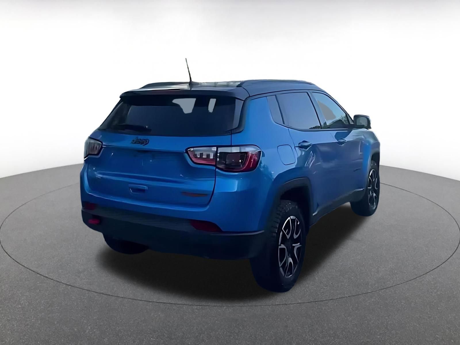 Thumbnail: 2025 Jeep Compass - 14