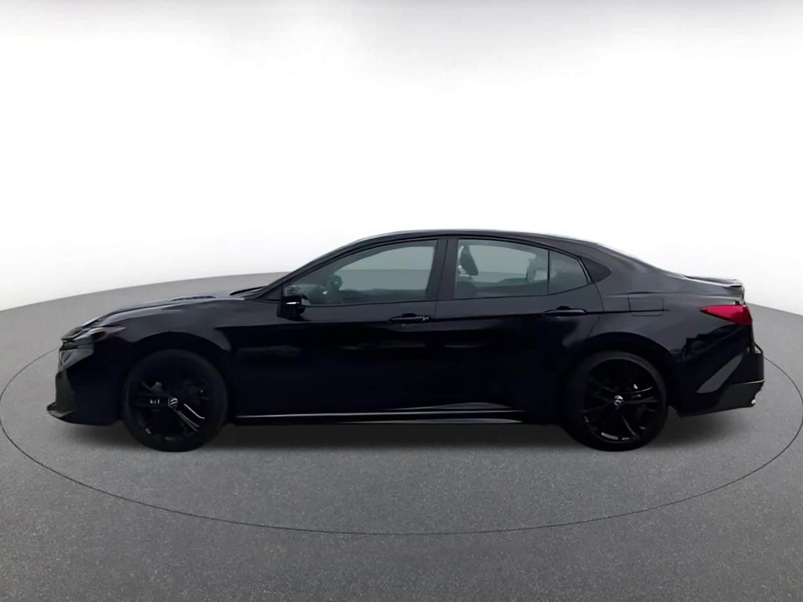 Thumbnail: 2025 Toyota Camry - 15
