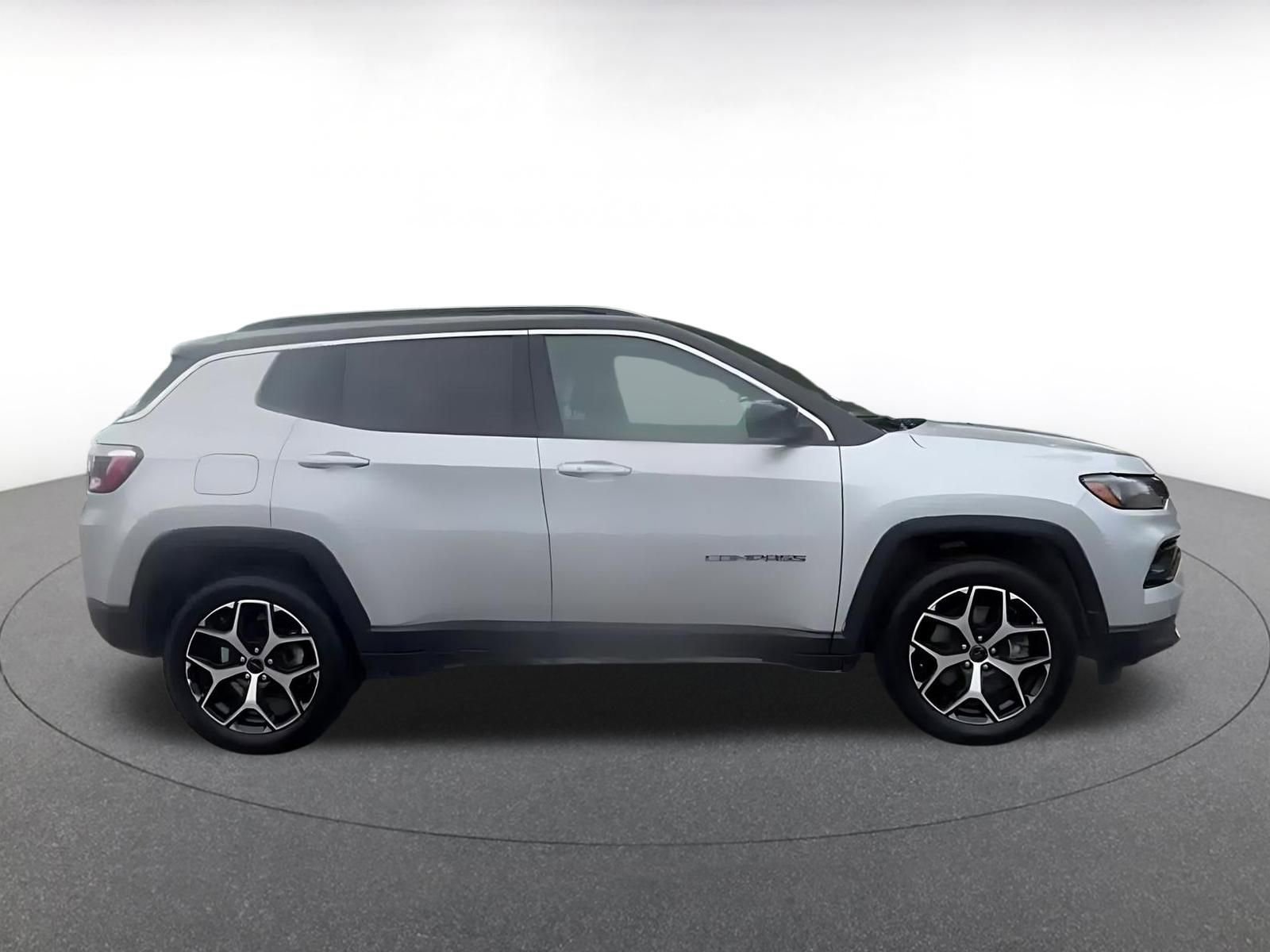 Thumbnail: 2025 Jeep Compass - 16