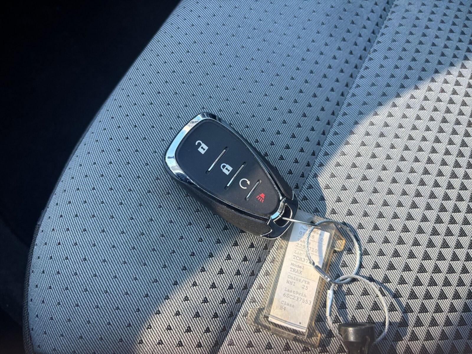 Thumbnail: 2025 Chevrolet Trax - 21