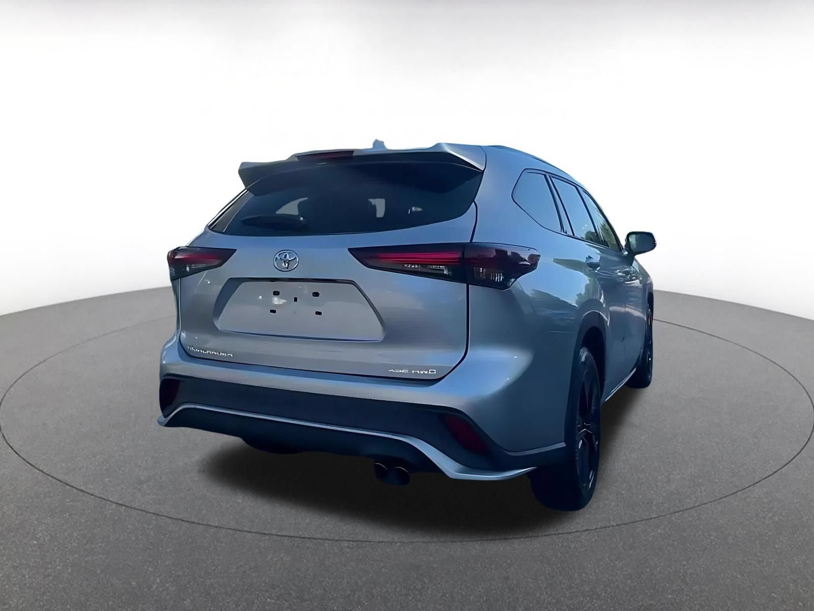 Thumbnail: 2025 Toyota Highlander - 14