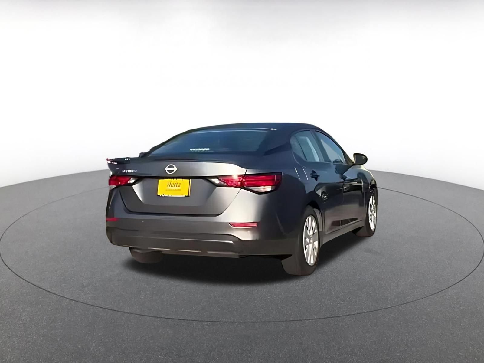 Thumbnail: 2025 Nissan Sentra - 11