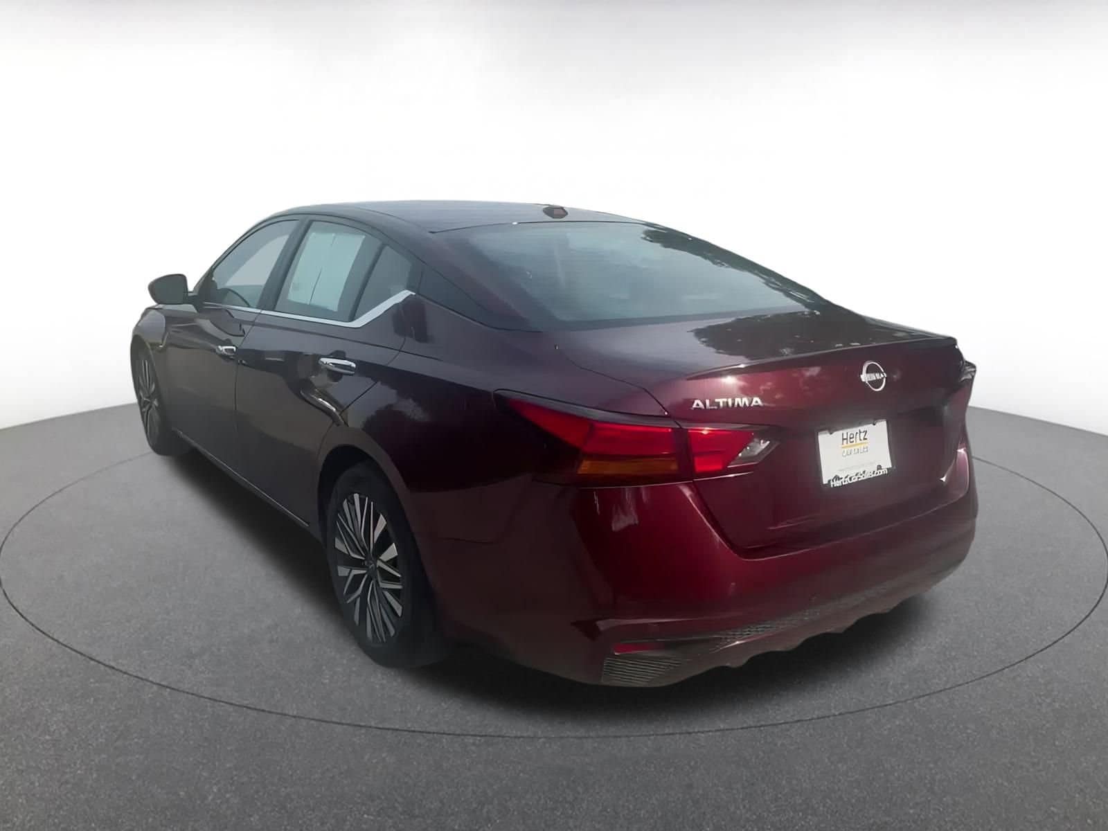 Thumbnail: 2024 Nissan Altima - 11
