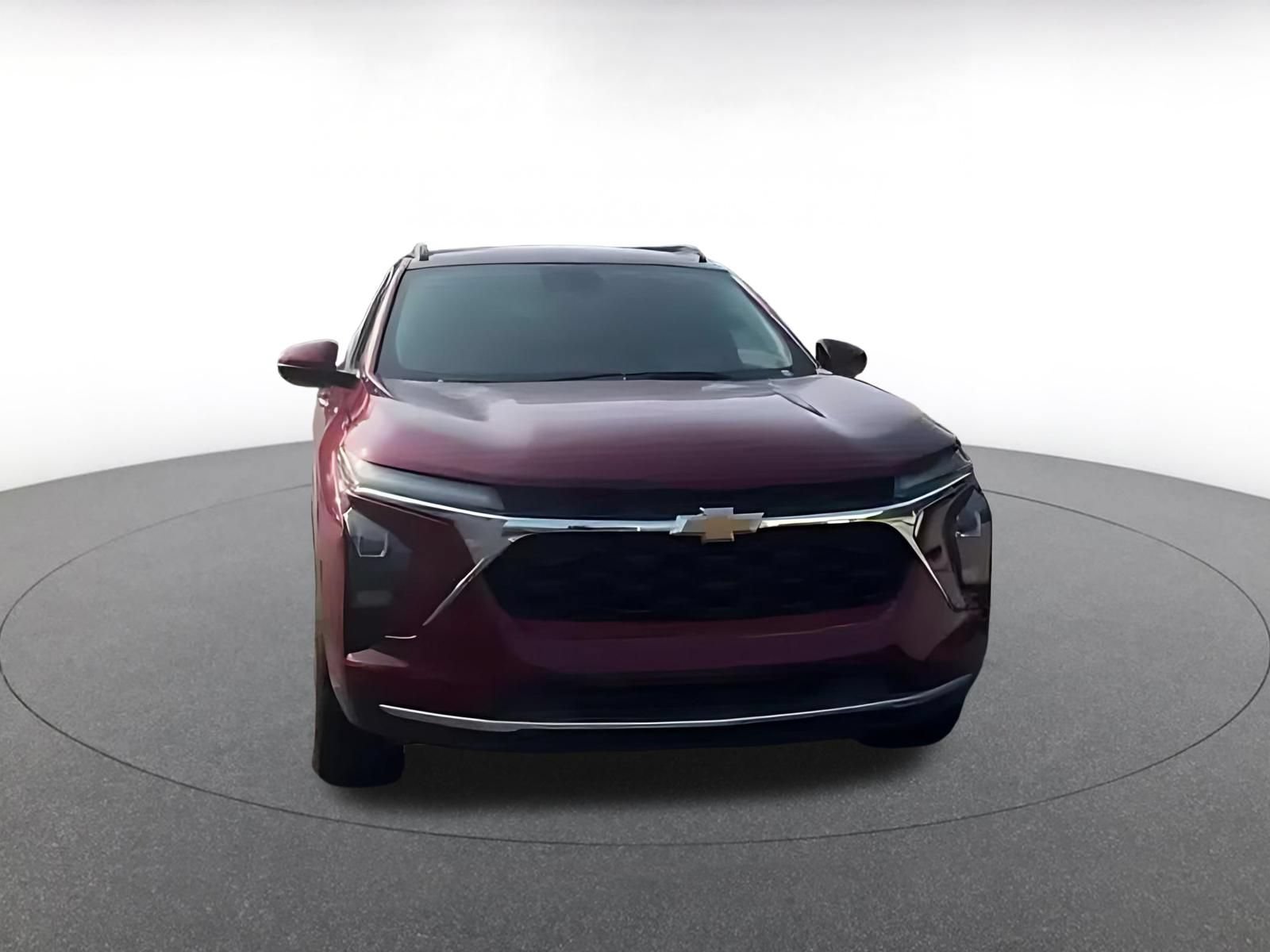 Thumbnail: 2025 Chevrolet Trax - 3