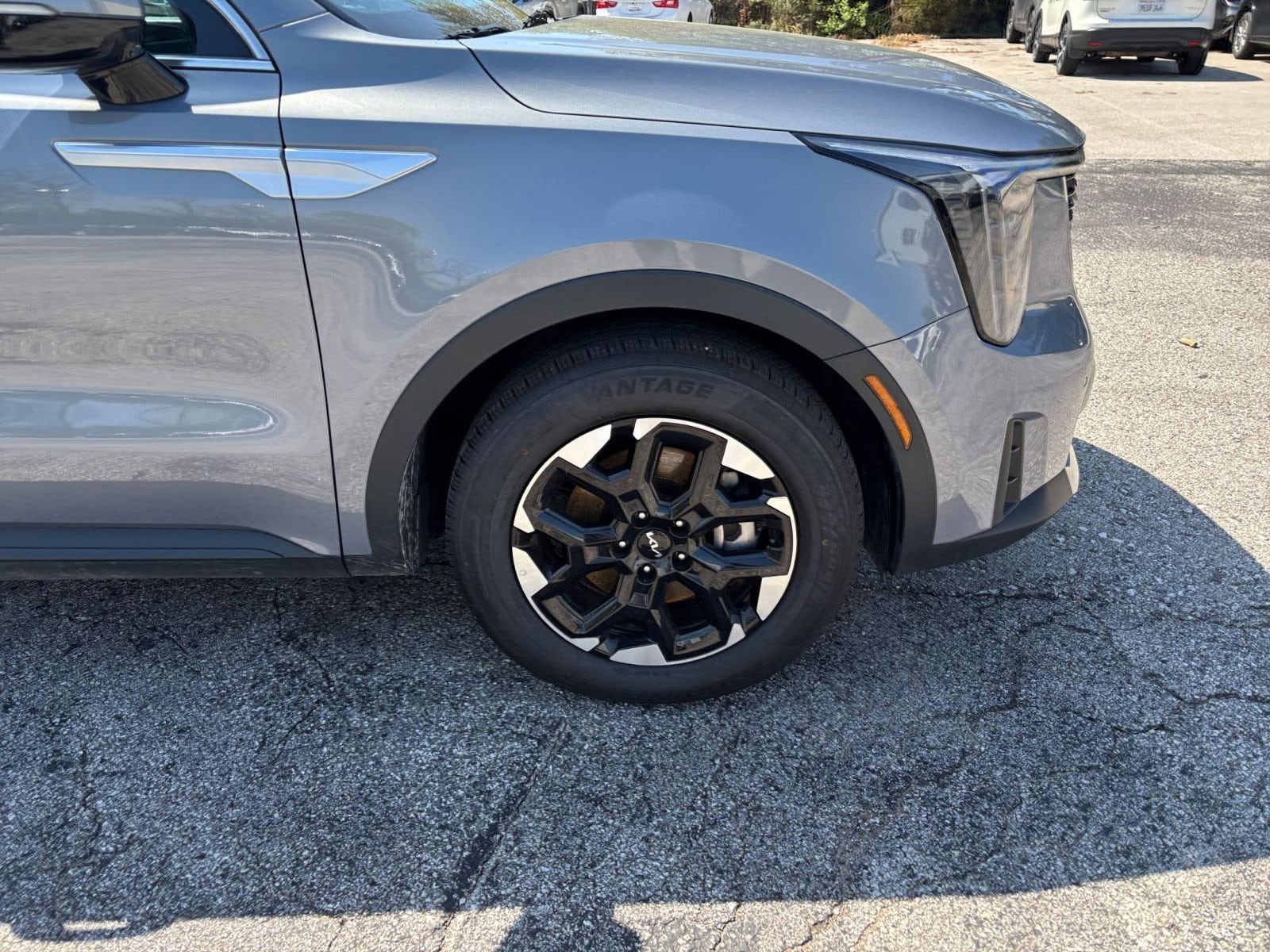 2024 Kia Sorento S 28