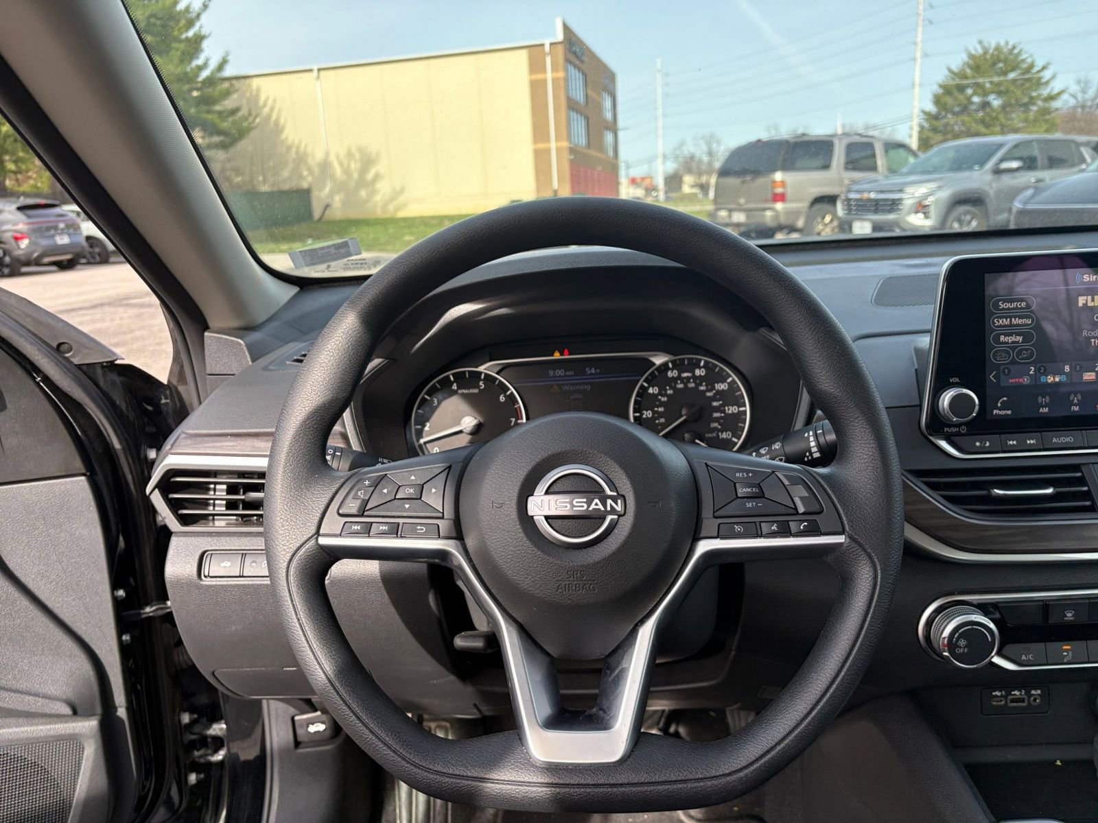 Thumbnail: 2025 Nissan Altima - 27