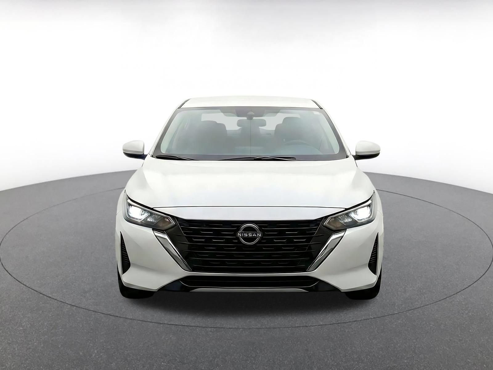 Thumbnail: 2025 Nissan Sentra - 2
