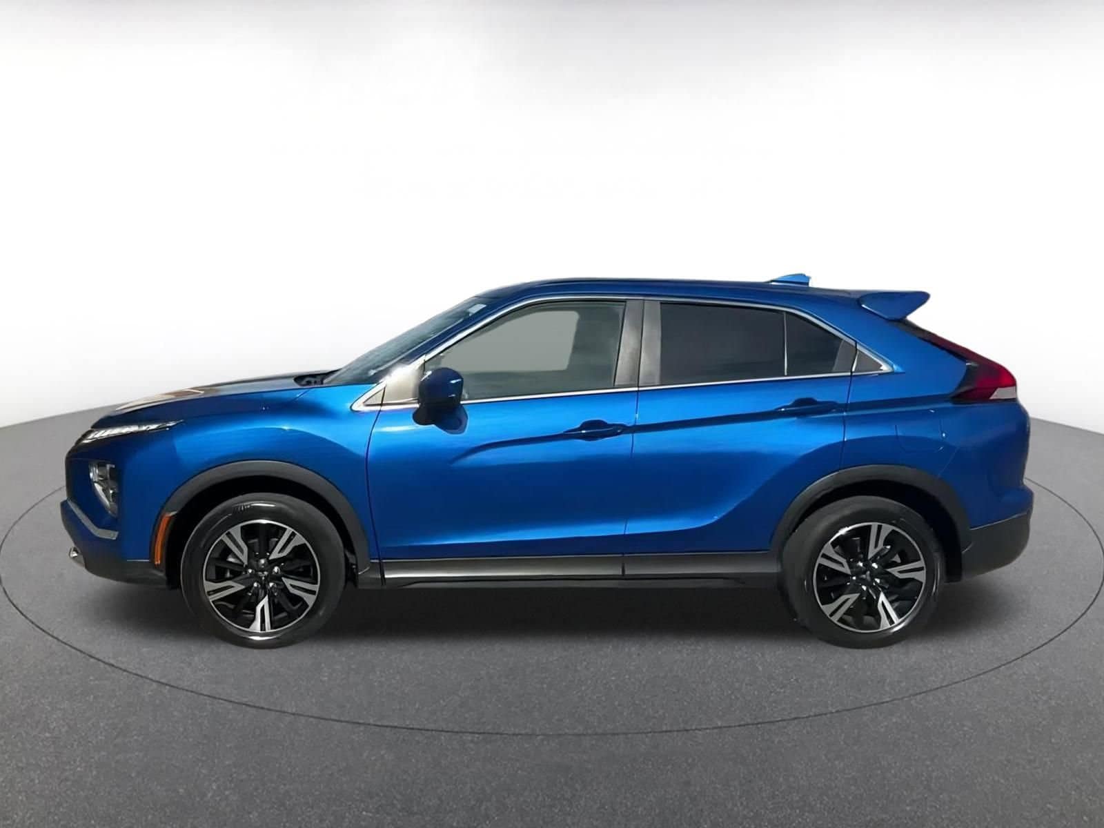 Thumbnail: 2023 Mitsubishi Eclipse Cross - 9