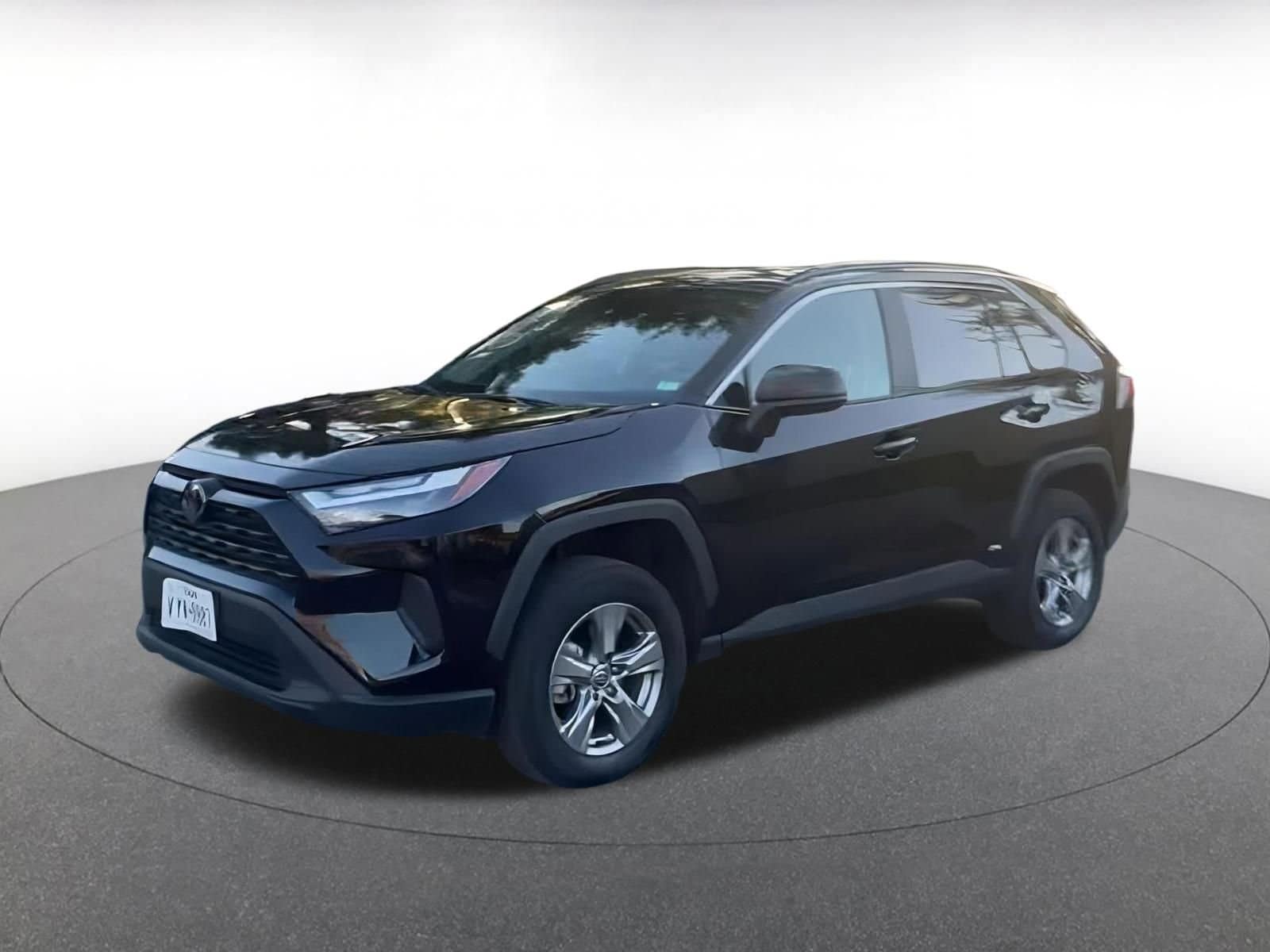 Thumbnail: 2025 Toyota RAV4 - 14