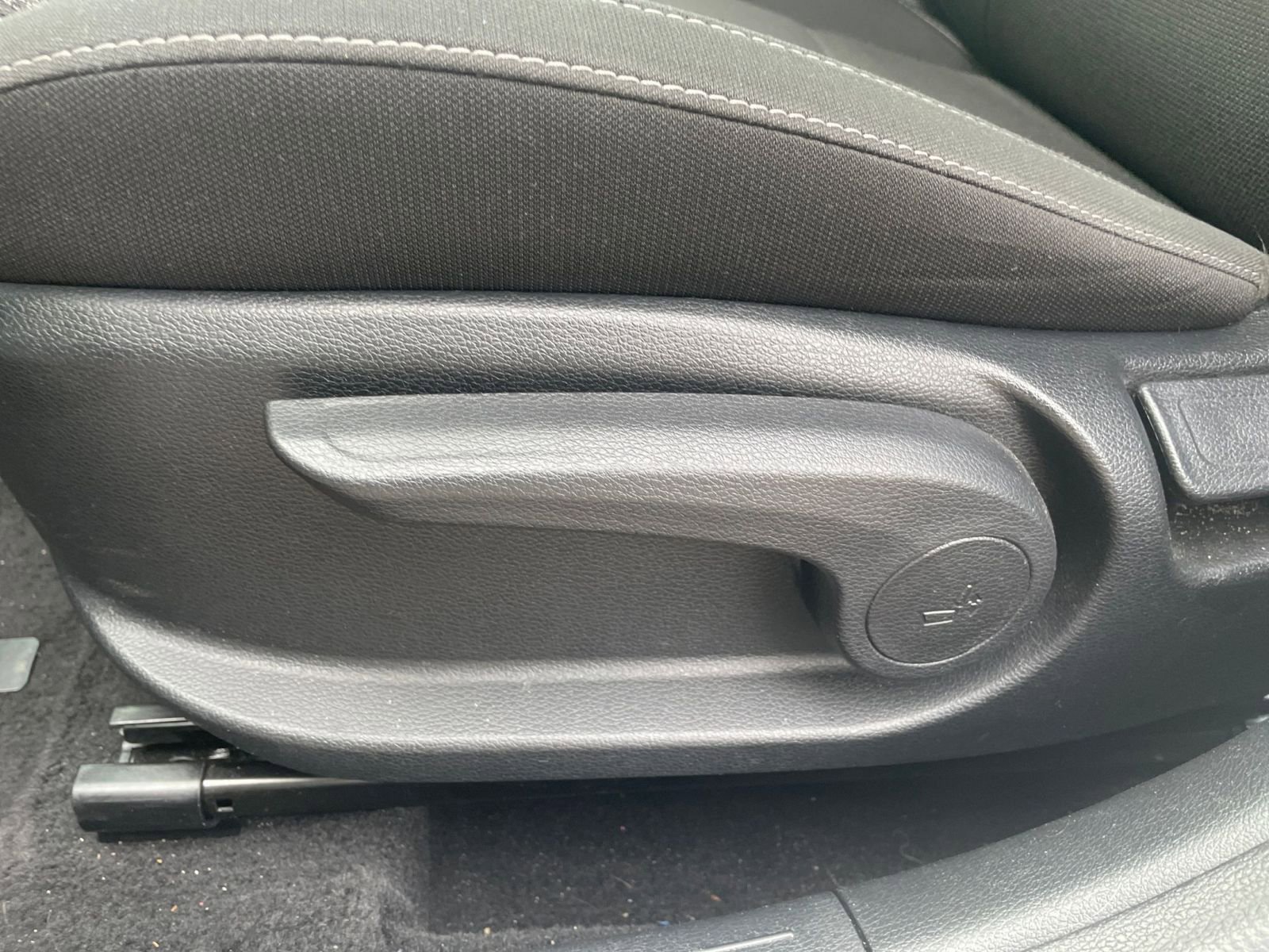2024 Kia Forte LXS 23