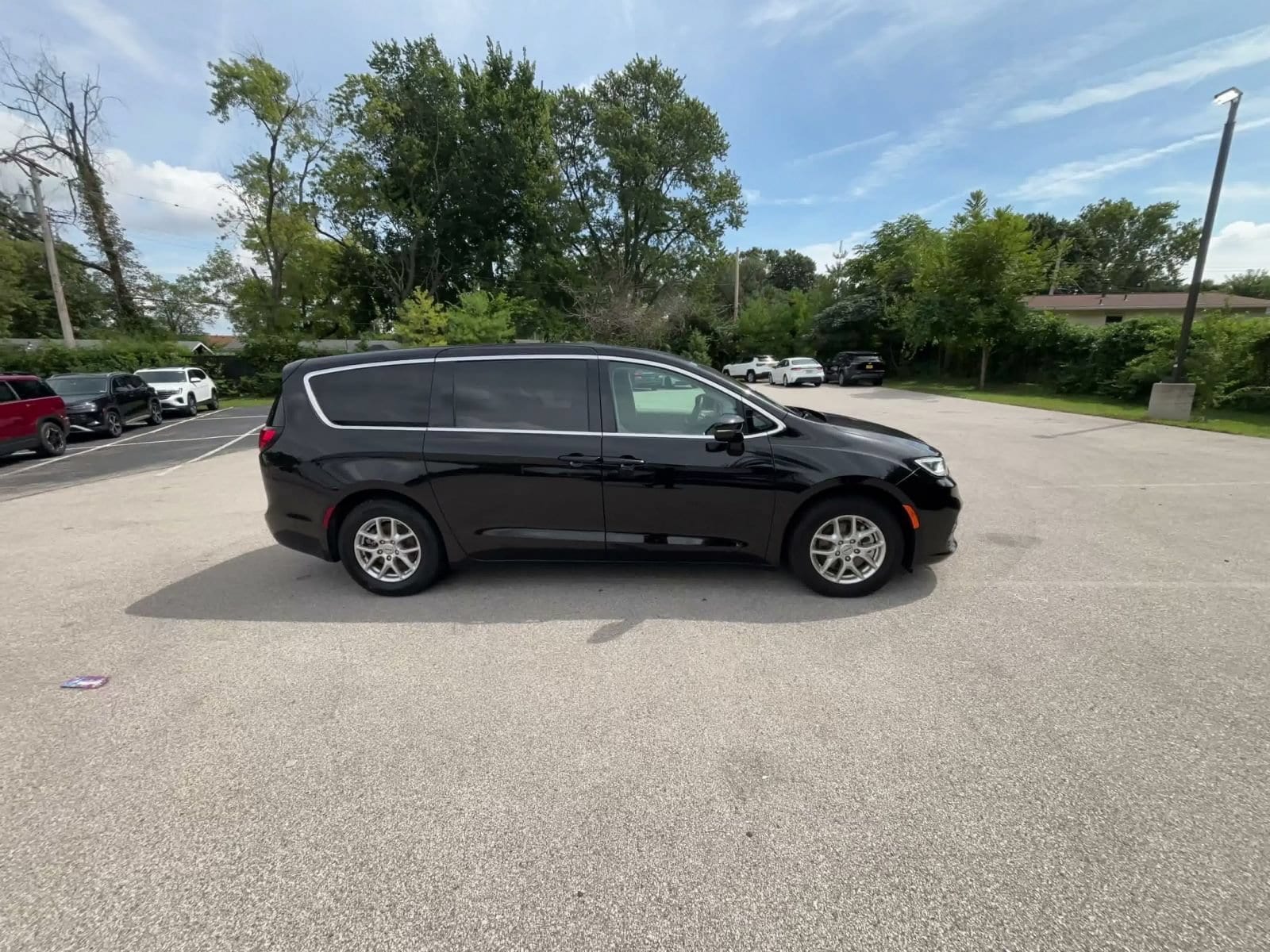 Thumbnail: 2024 Chrysler Pacifica - 15