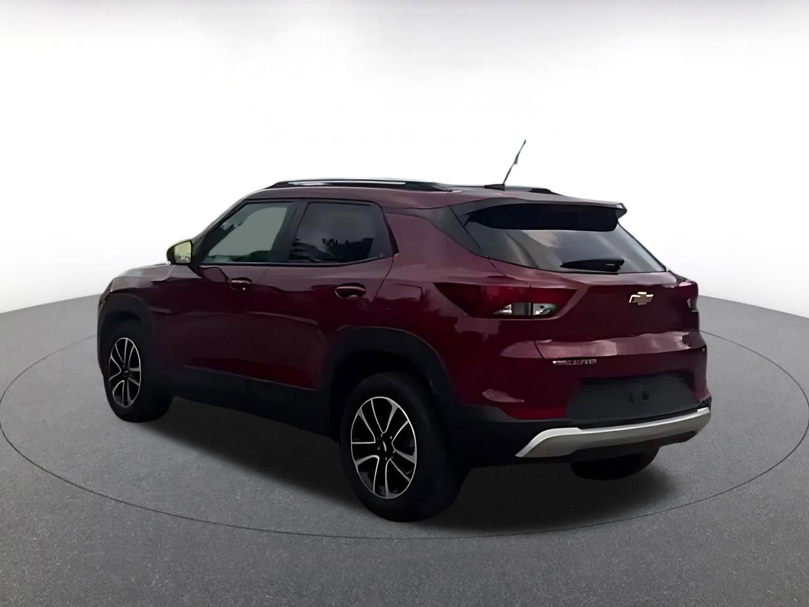 Thumbnail: 2025 Chevrolet TrailBlazer - 8