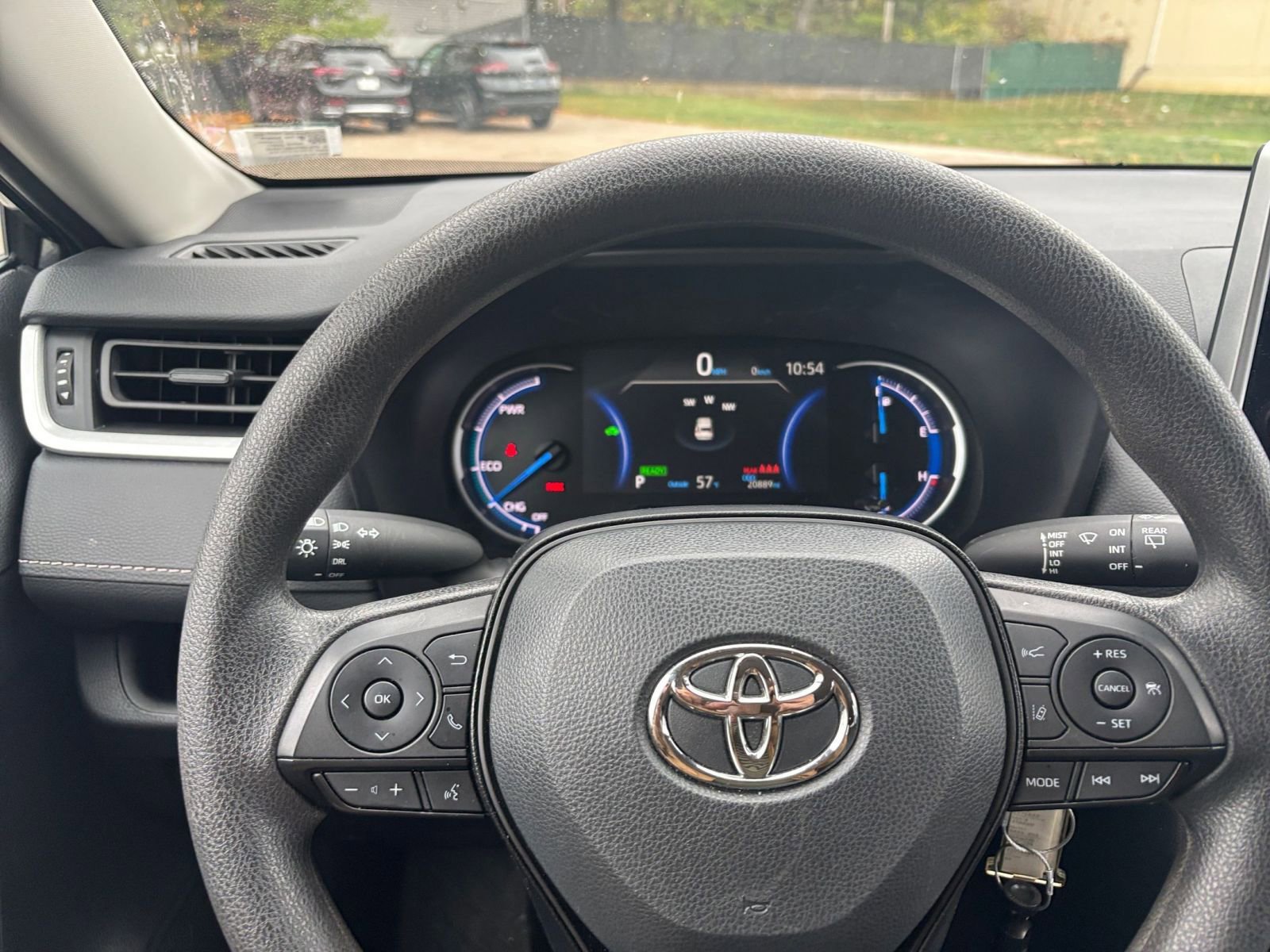 Thumbnail: 2025 Toyota RAV4 - 32