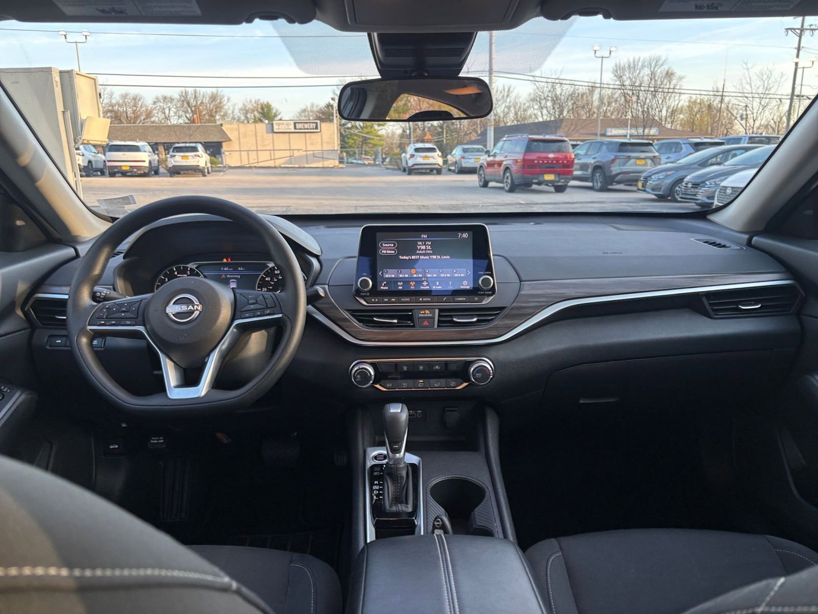 Thumbnail: 2025 Nissan Altima - 32