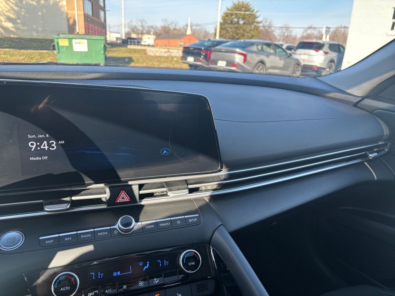 Thumbnail: 2025 Hyundai Elantra - 34